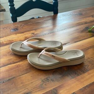 Reef Tan Sandals with Foam Footbed and Elevated Sole